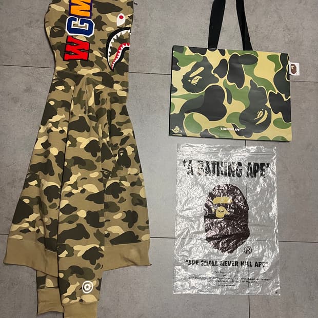 베이프 데져트 카모 샤크 후드집업