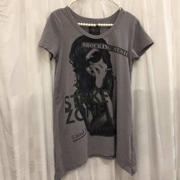 JPN Vintage 갸루 고스펑크 차콜 반팔티