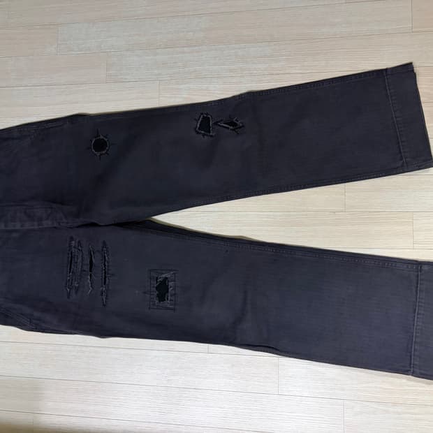 블랙아웃 fierce damage hbt chino (S)