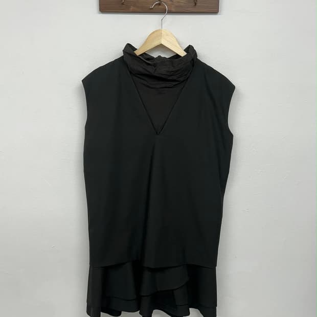 KUHO 구호 레이어드 슬리브리스 민소매 원피스