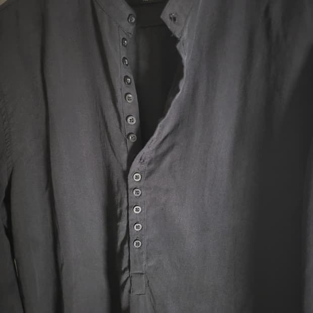 자라 아티저널 헨리넥 롱셔츠