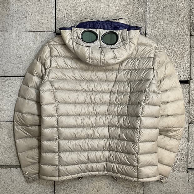 씨피 컴퍼니 고글 경량 패딩
