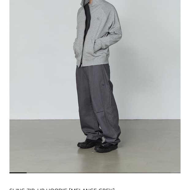 산산기어 SLING ZIP-UP HOODIE 2size
