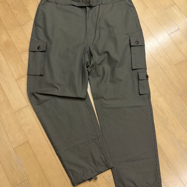 [이스트로그] EXPLORER PANTS / BEIGE GUNCLUB C