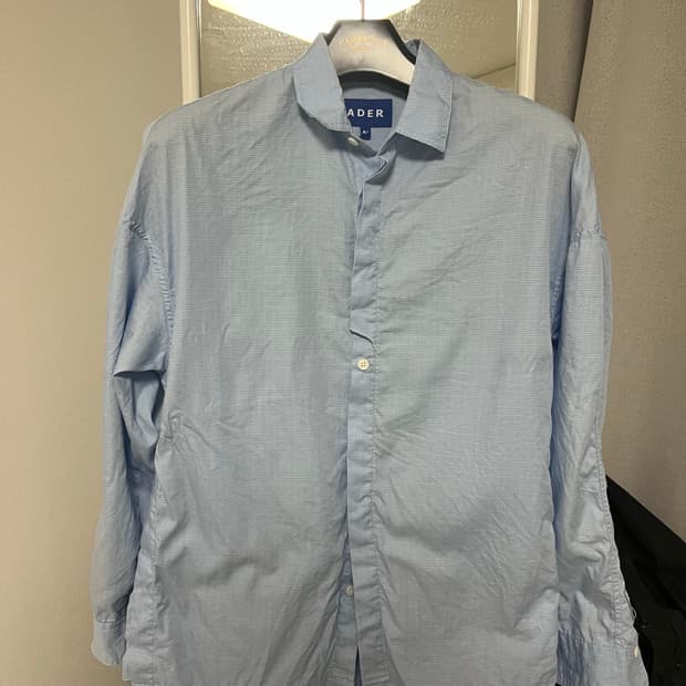 아더에러 블루 체크 셔츠