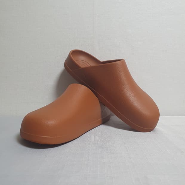 크록스 딜런 클로그 브라운 뮬 슬리퍼 280mm