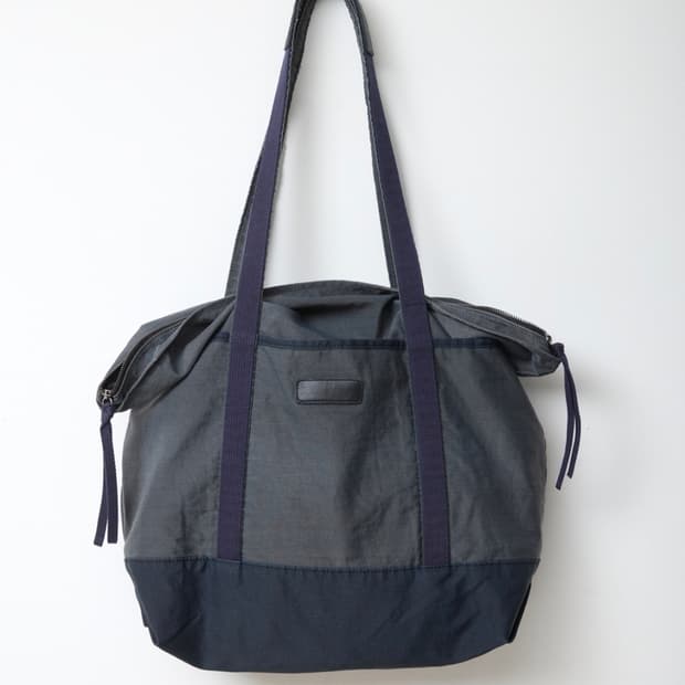해칭룸  VTG Nylon Tote Navy (2nd Restock)