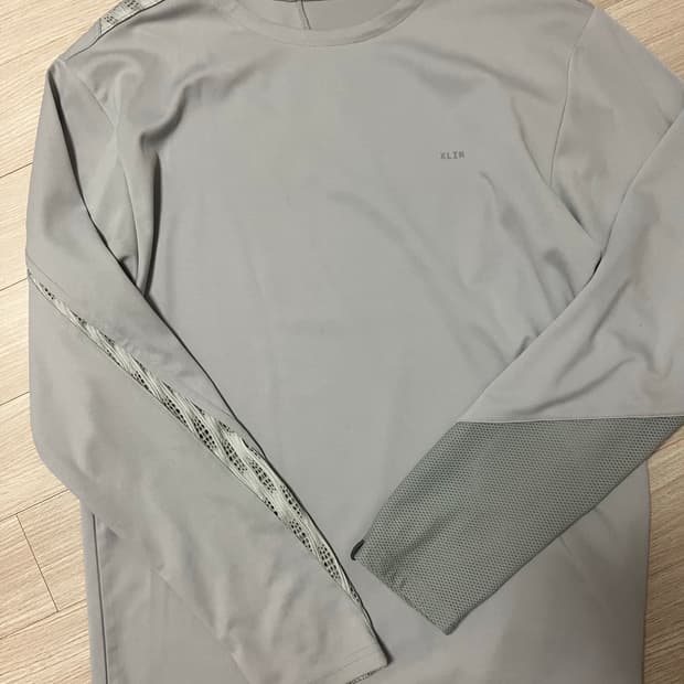 엑슬림 ep6 롱슬리브 팔아요