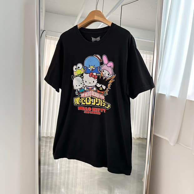 HelloKitty x MyHeroAcademia 나히아 헬로키티 반팔t