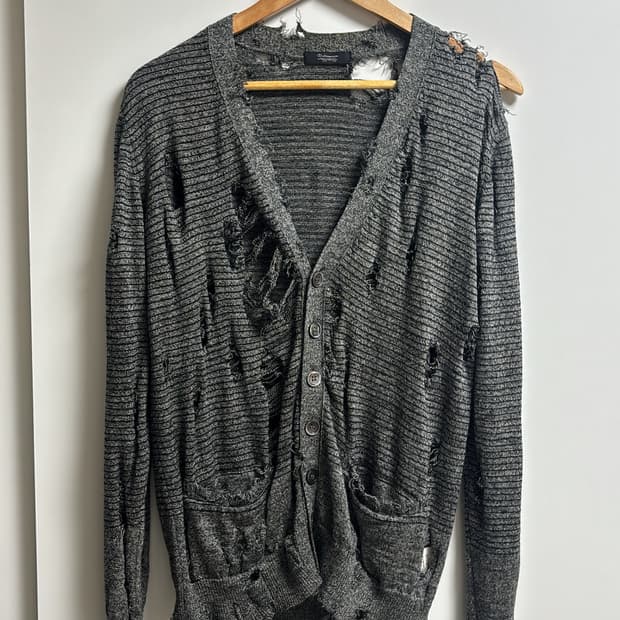 언더커버 스트라이프 디스 가디건