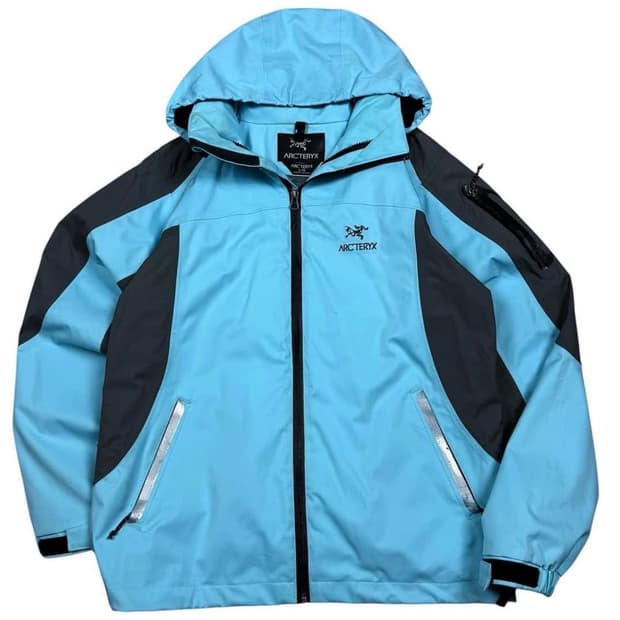 아크테릭스 바람막이 