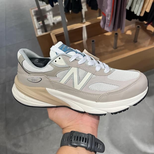 뉴발란스 990v6 라이트 머쉬룸 문락 275 새상품 정가이하