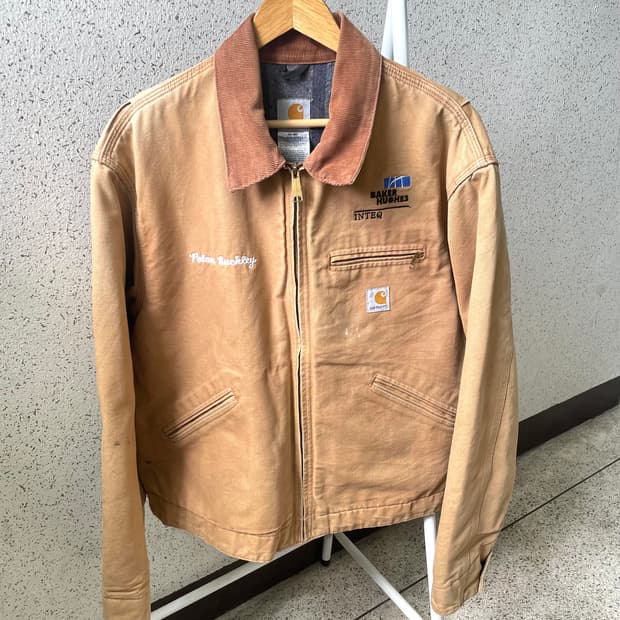 칼하트 J01 디트로이트 자켓