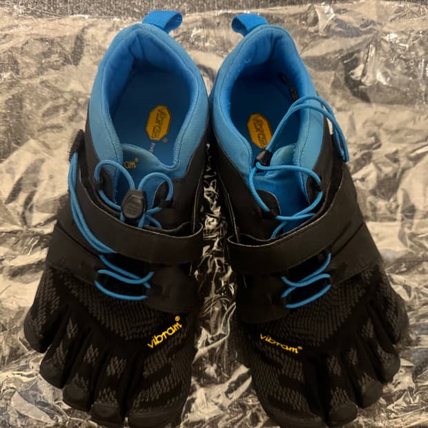 비브람 파이브핑거스 브이트레인 EU42 (270-75) 블랙 블루