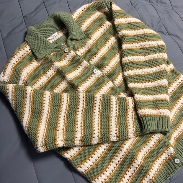 STU 24fw 카라 가디건 올리브그린 L