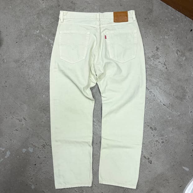 리바이스 프리미엄 551 Z 크림진 데님팬츠[2374]