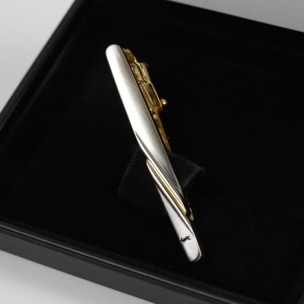 입생로랑 A등급 5.2cm 남자 명품 넥타이핀