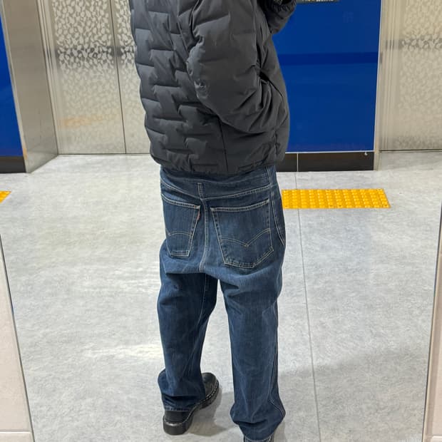 준야 와타나베 리바이스 배기 데님