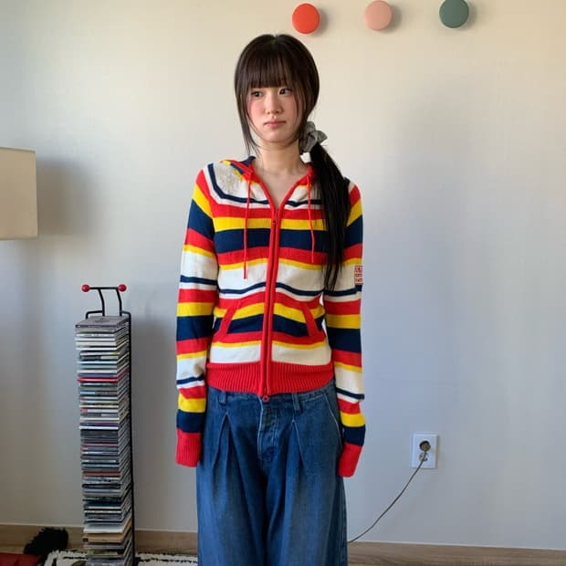 kitsch stripe.. knit zip-up