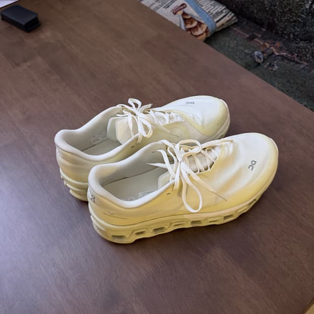 290) 포스트아카이브팩션 온러닝 시들링화이트