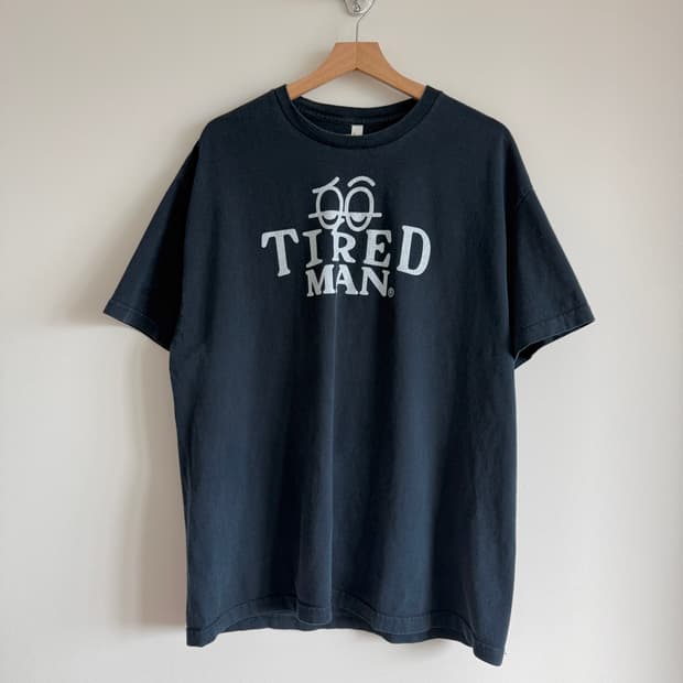 아메리칸어패럴(American Apparel) 'TIRED MAN' 반팔