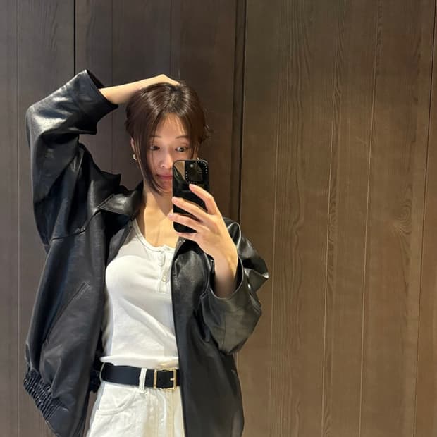 새상품 츄니토리 레더풀업자켓 숏 블랙