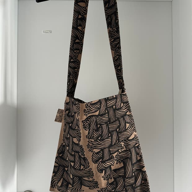 크리스토퍼네메스 크로스 앤 숄더백 