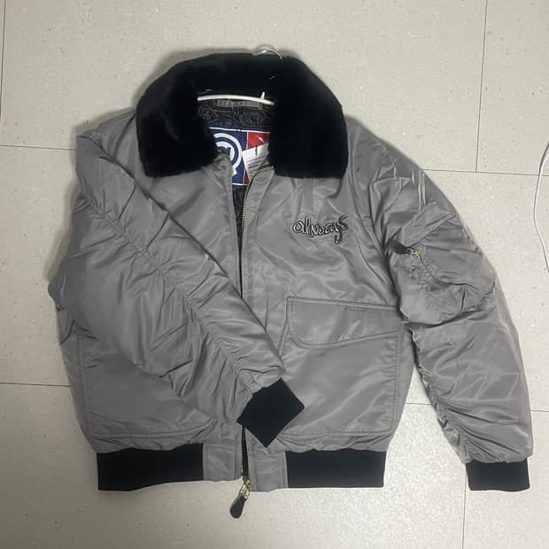 Always 봄버 그래이 판매 합니다