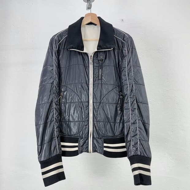 돌체앤가바나 00s 넥 플레이트 글로시 블루 퀼팅 패디드 봄버 자켓