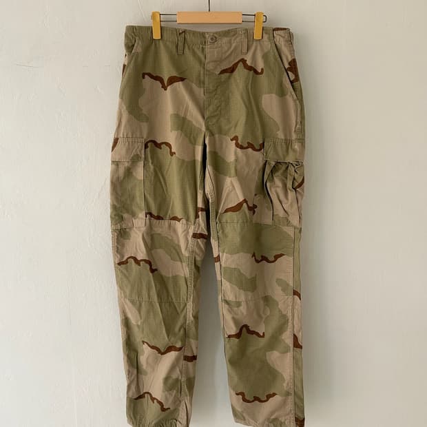 90-00's U.S Army Desert Camo BDU Combat 