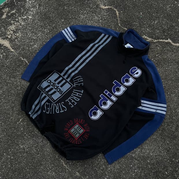Vintage 90s Adidas International 