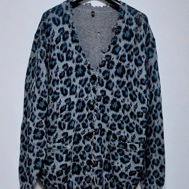 레오퍼드 가디건 