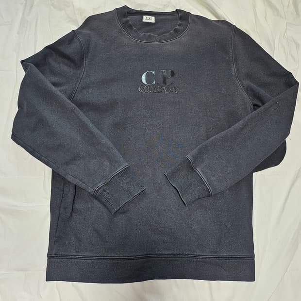 C.P 컴퍼니 빅로고 맨투맨 블랙 95