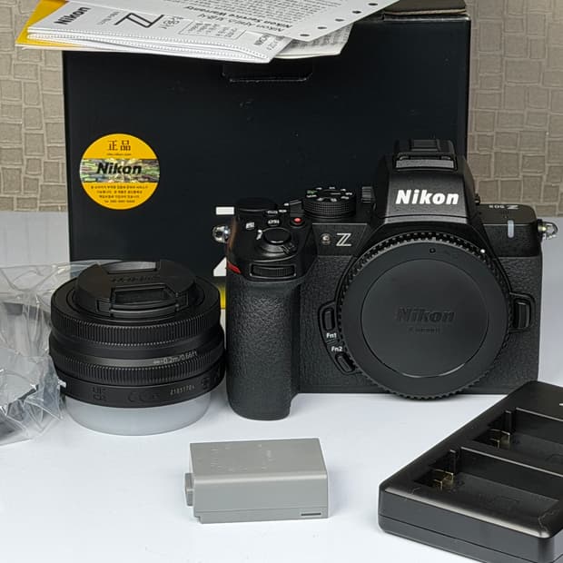 니콘 Z50ii , Z DX 16-50 렌즈 세트 414컷 신품급