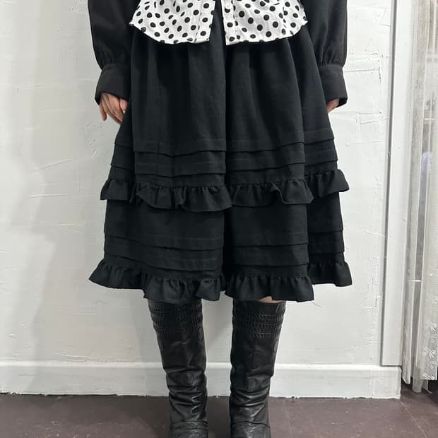 studio-v frill detail skirt