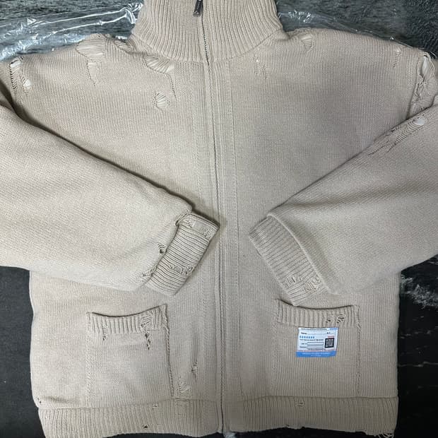 야스히로 패디드 니트 집업