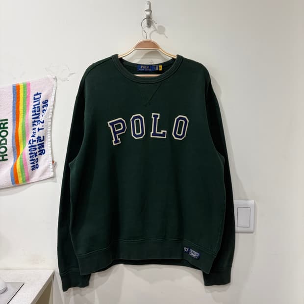 52. 폴로 아치로고 패치 맨투맨