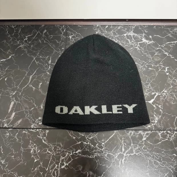 오클리 로고 비니 블랙