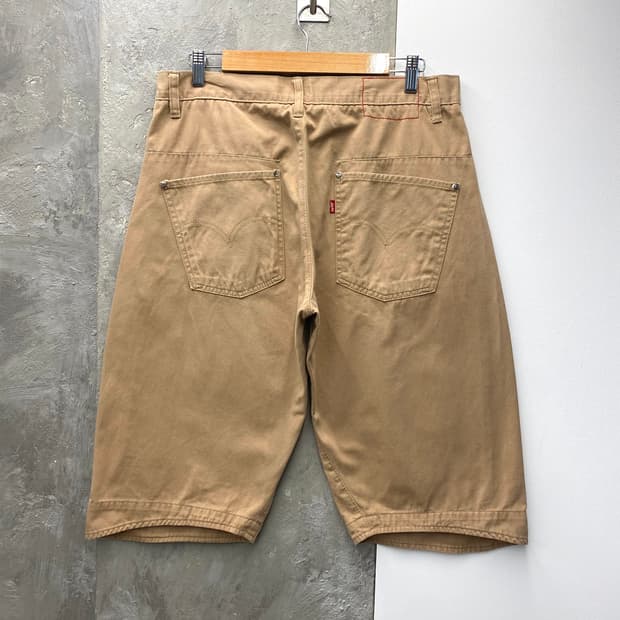 [34] 00s Levi's 리바이스 엔지니어드진 베이지 버뮤다팬츠