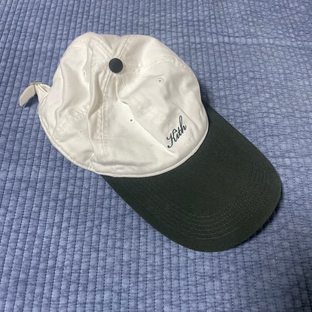 Kith 키스 롱빌캡