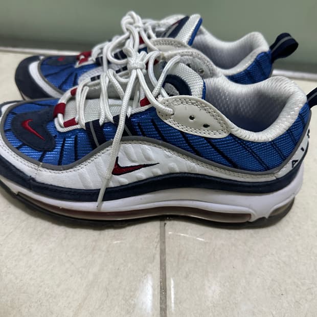 나이키 에어맥스 건담 245