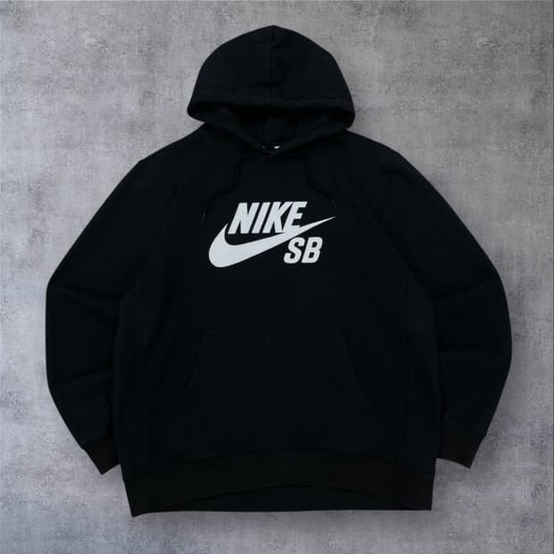 나이키 SB 빅로고 블랙 후드티