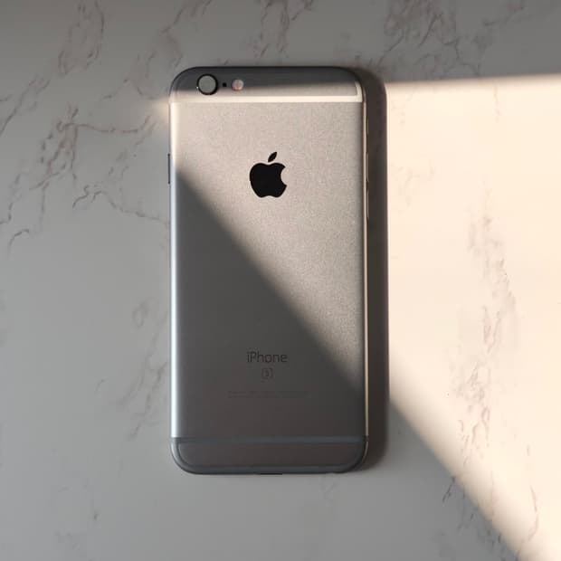아이폰 6s 64gb 스그 배터리100% 카메라무음