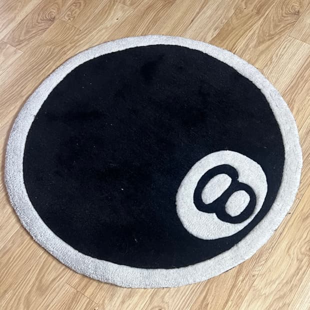 스투시 8볼 러그 8ball