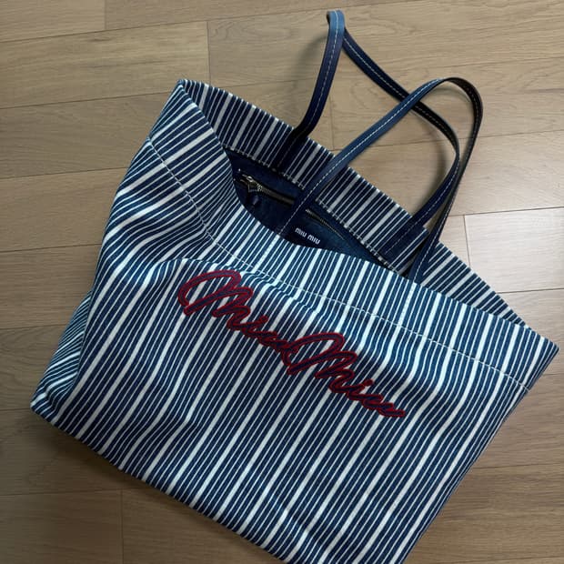 [os] 미우미우 프린트 데님 토트백