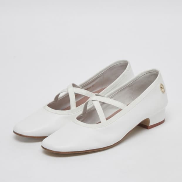 아카이브앱크 리본 펌프스