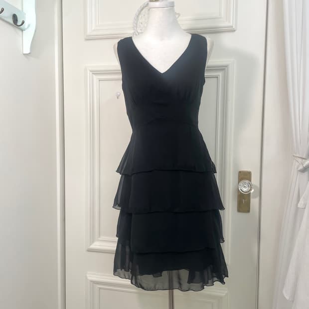 black ruffle shirring princess opc