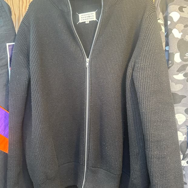 메종 마르지엘라 블랙 니트 집업