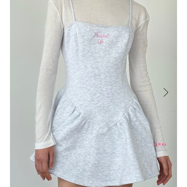 피알 롱슬리브티셔츠 새상품