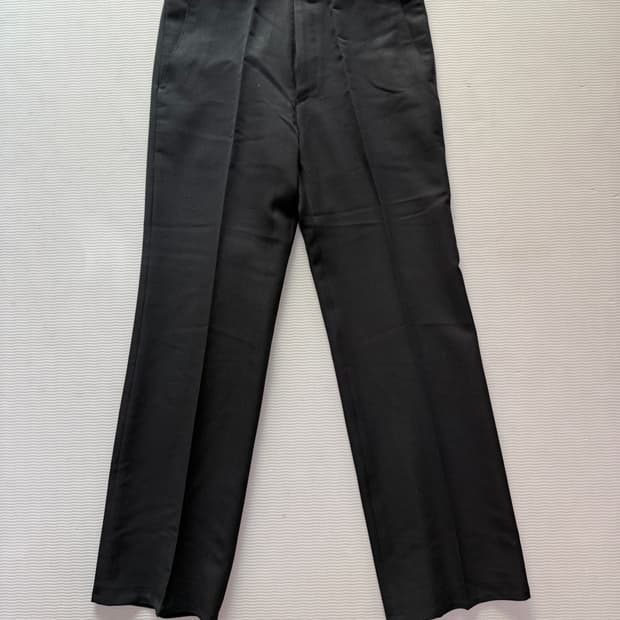 시그니처 부츠컷 슬랙스 블랙